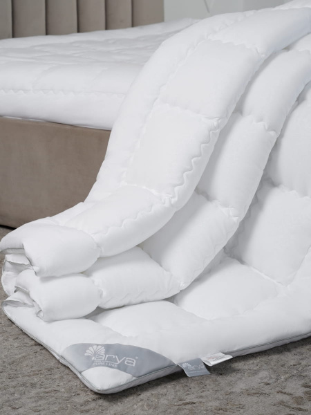 Одеяло ARYA Pure Line (155x215, Comfort)